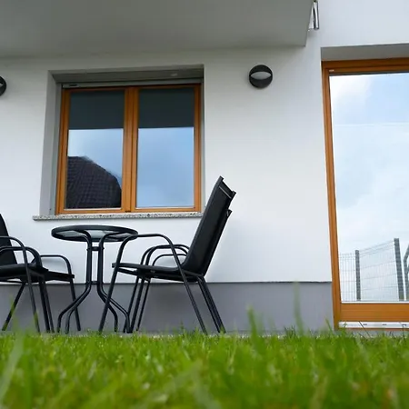 Pj & Wellness - Hot Tub & Sauna - Free Parking Lägenhetshotell 4*