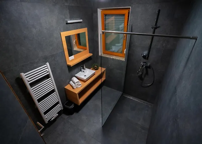 Pjagodic & Wellness 4*